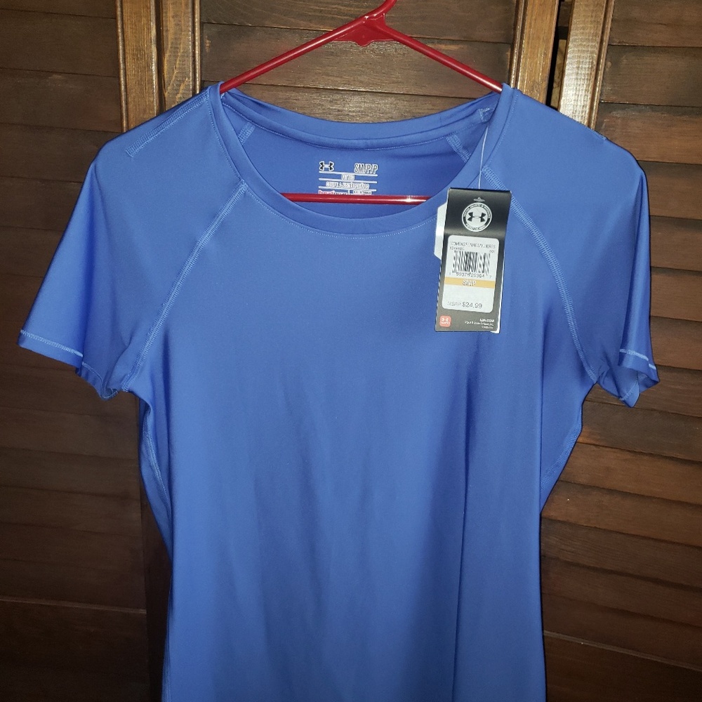 NWT Under Armour Heat Gear Shirt Size small